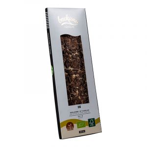 Ekologisk vit choklad med nötter & kanel